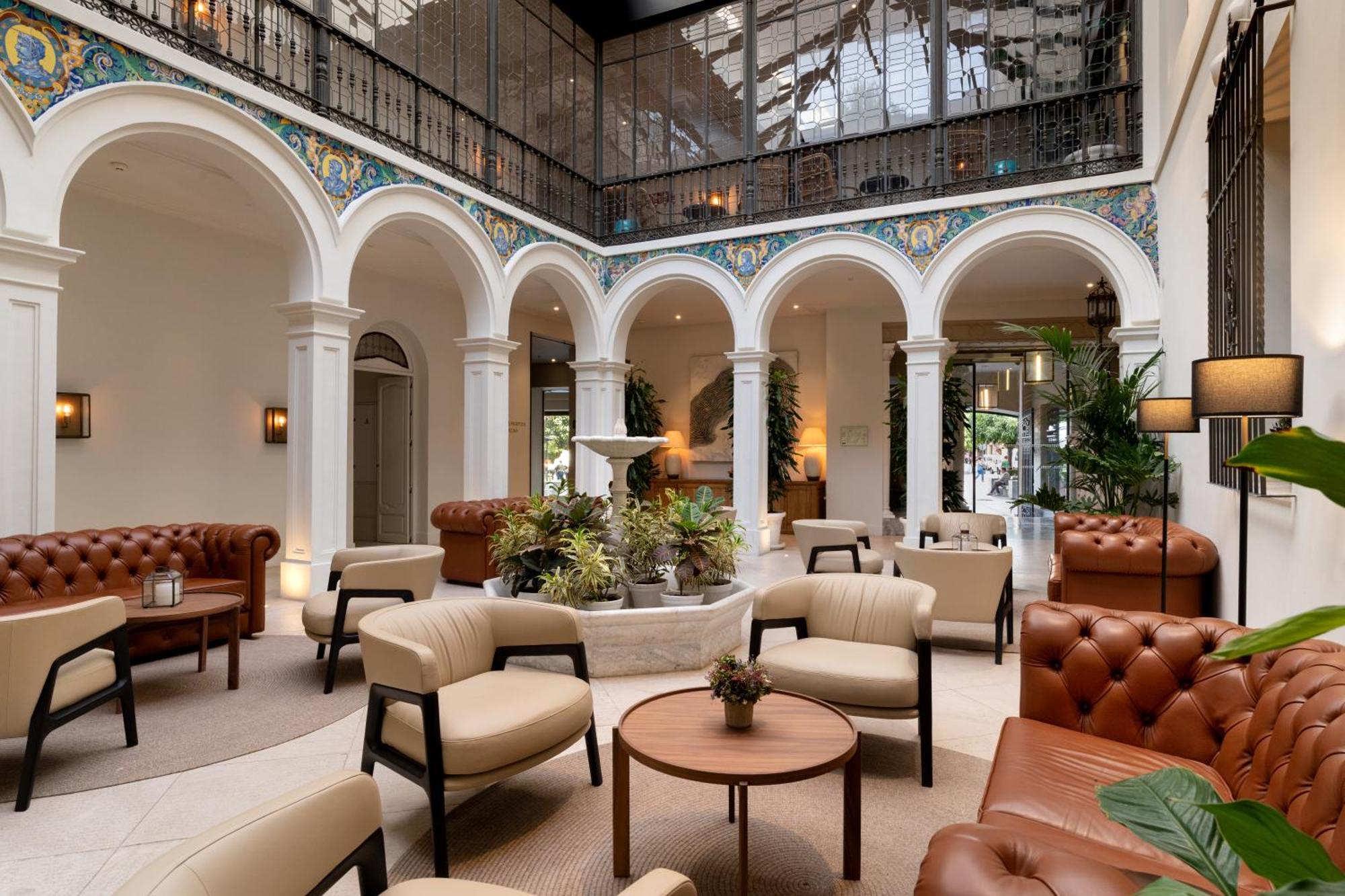 H10 Palacio Colomera, Cordoba